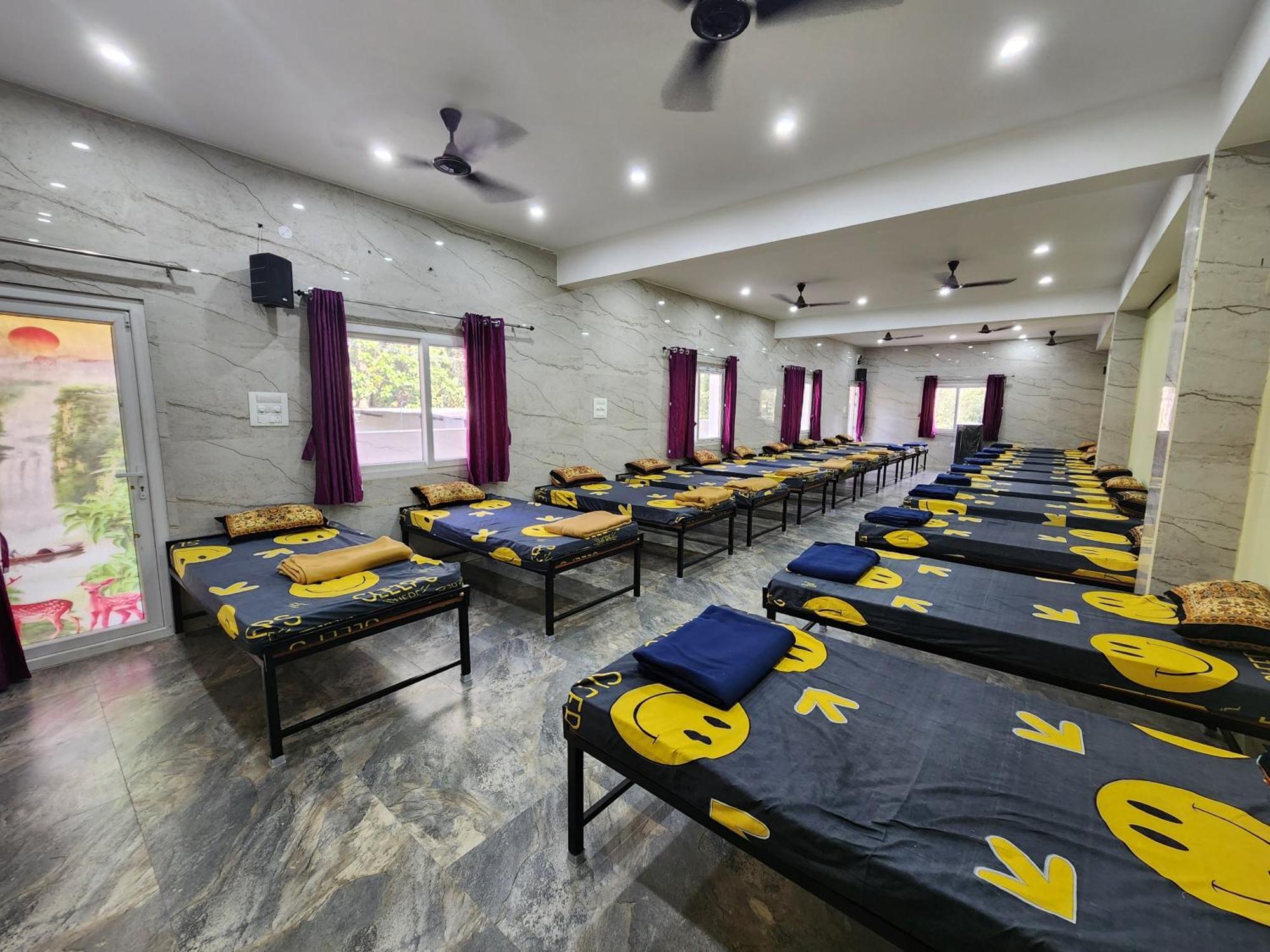 Krishnabhavan Resorts Yercaud Exteriör bild
